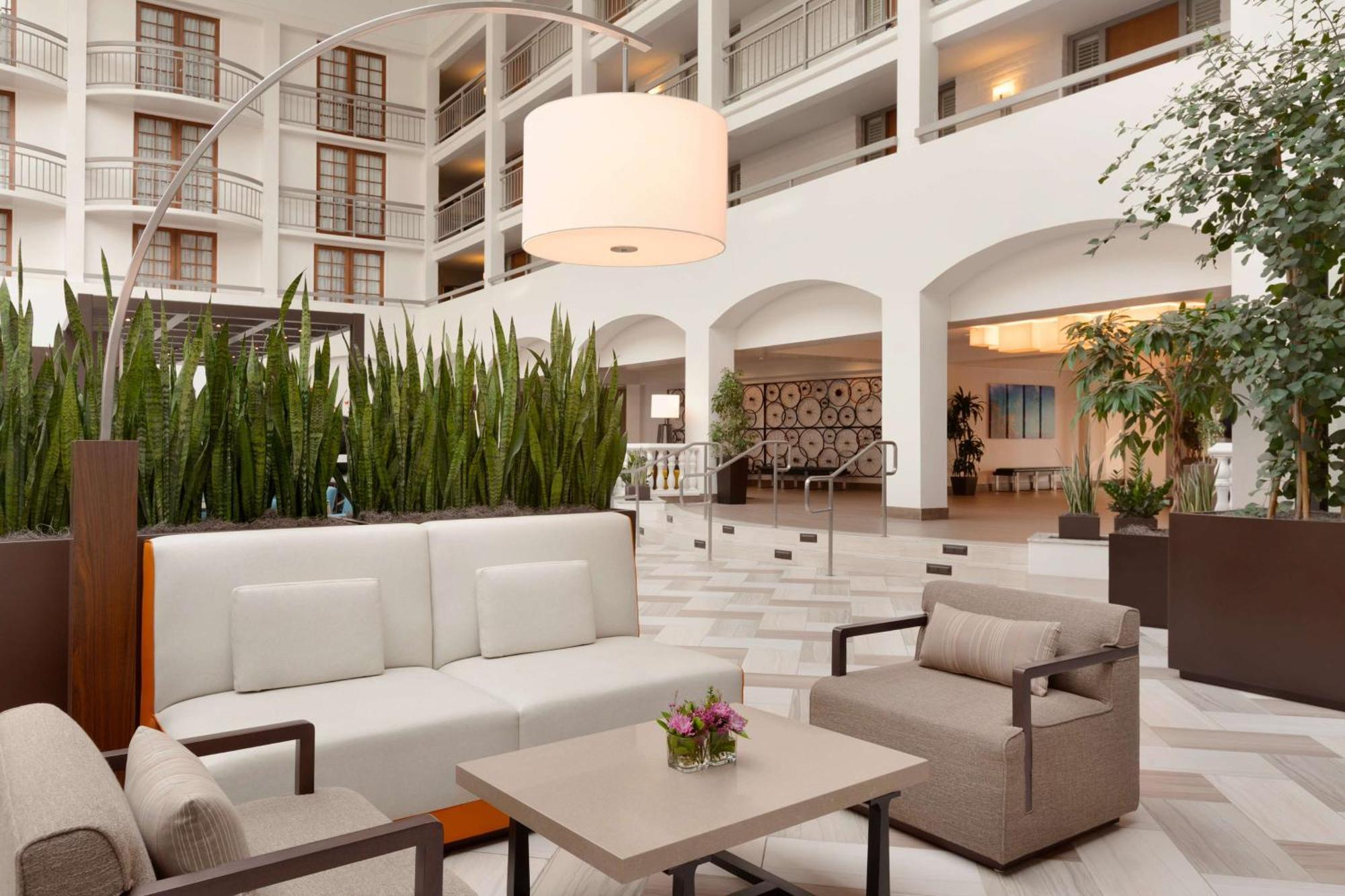 Embassy Suites San Luis Obispo Buitenkant foto
