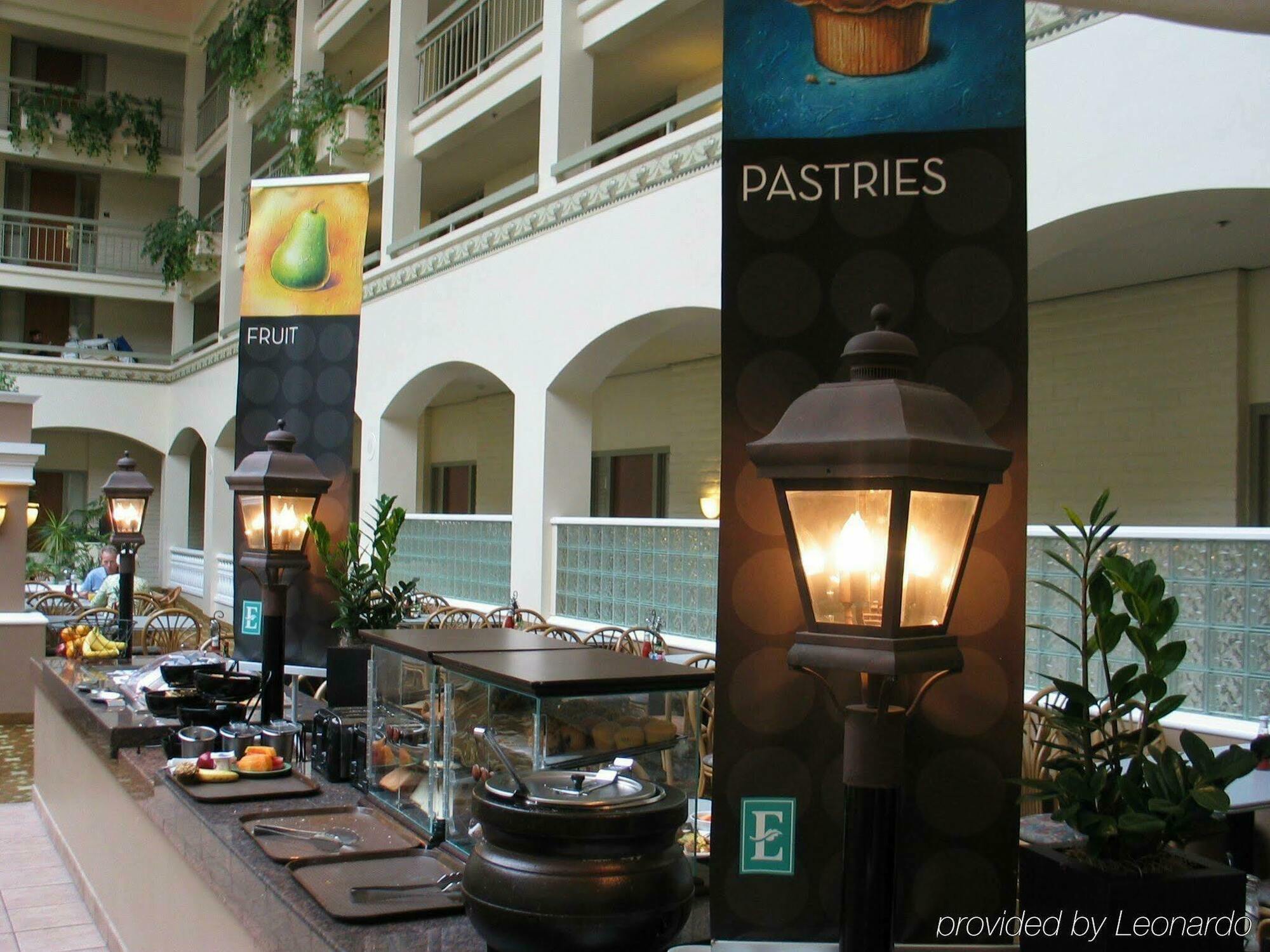 Embassy Suites San Luis Obispo Buitenkant foto